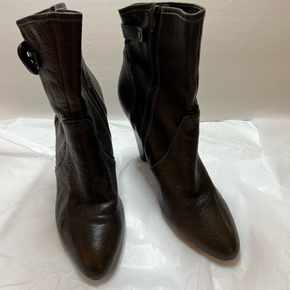 Caressa Leather Boots - Picture 6 of 16